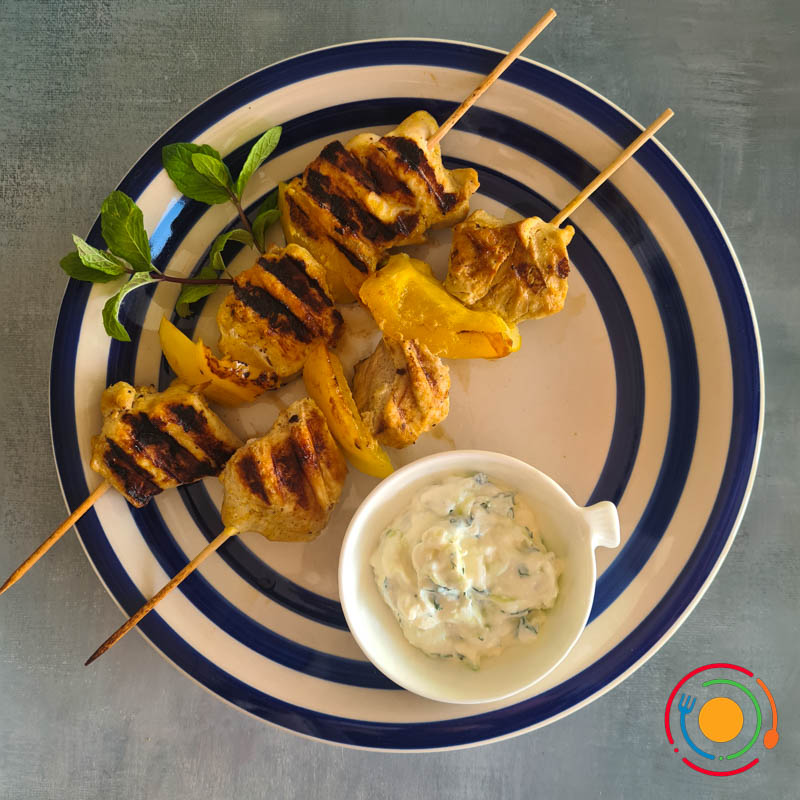 vištienos iešmeliai, Vištienos kepsneliai, vištienos šašlykas, satay